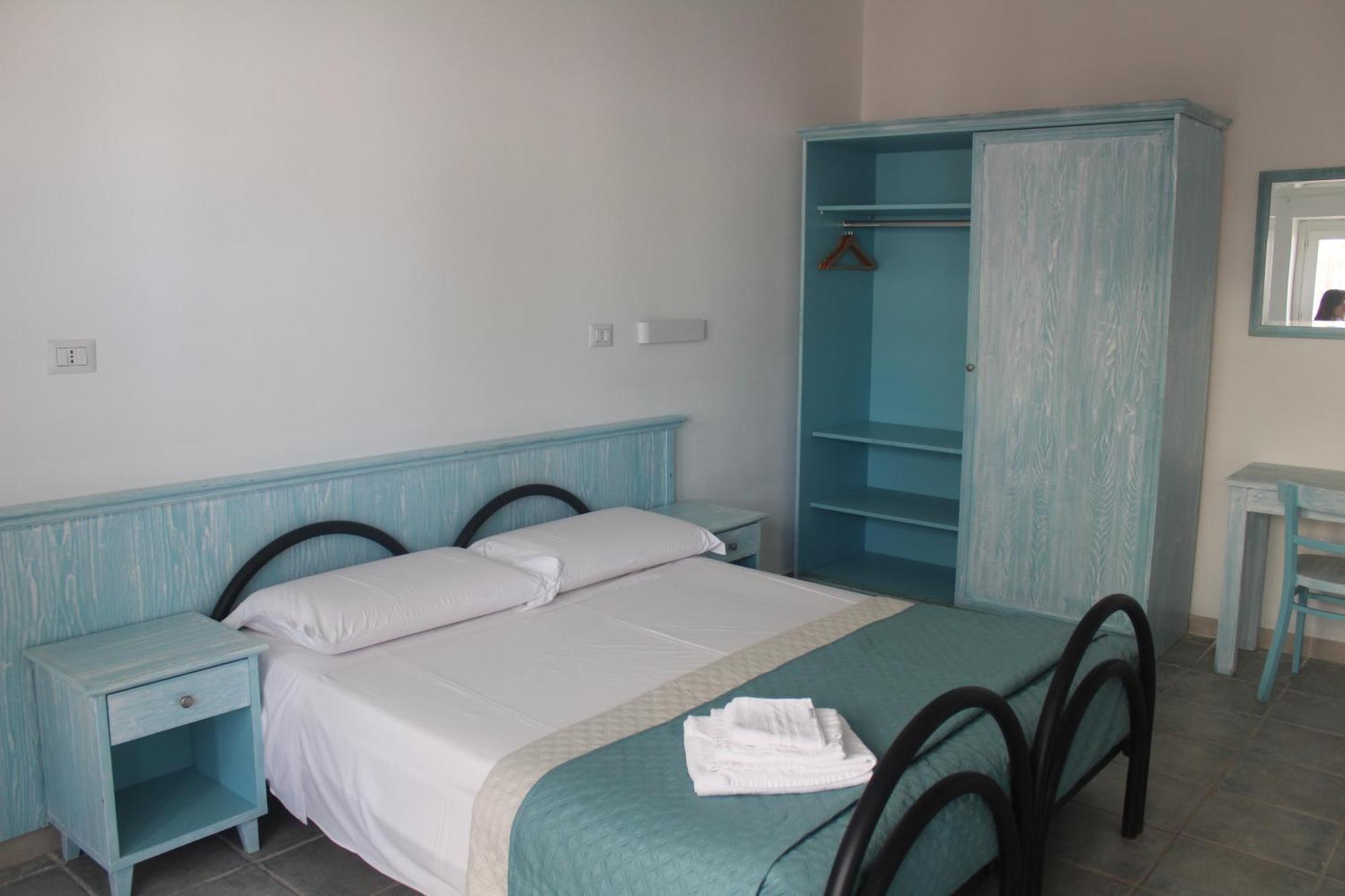 Vel Mari - Rooms On The Beach Альгеро Экстерьер фото