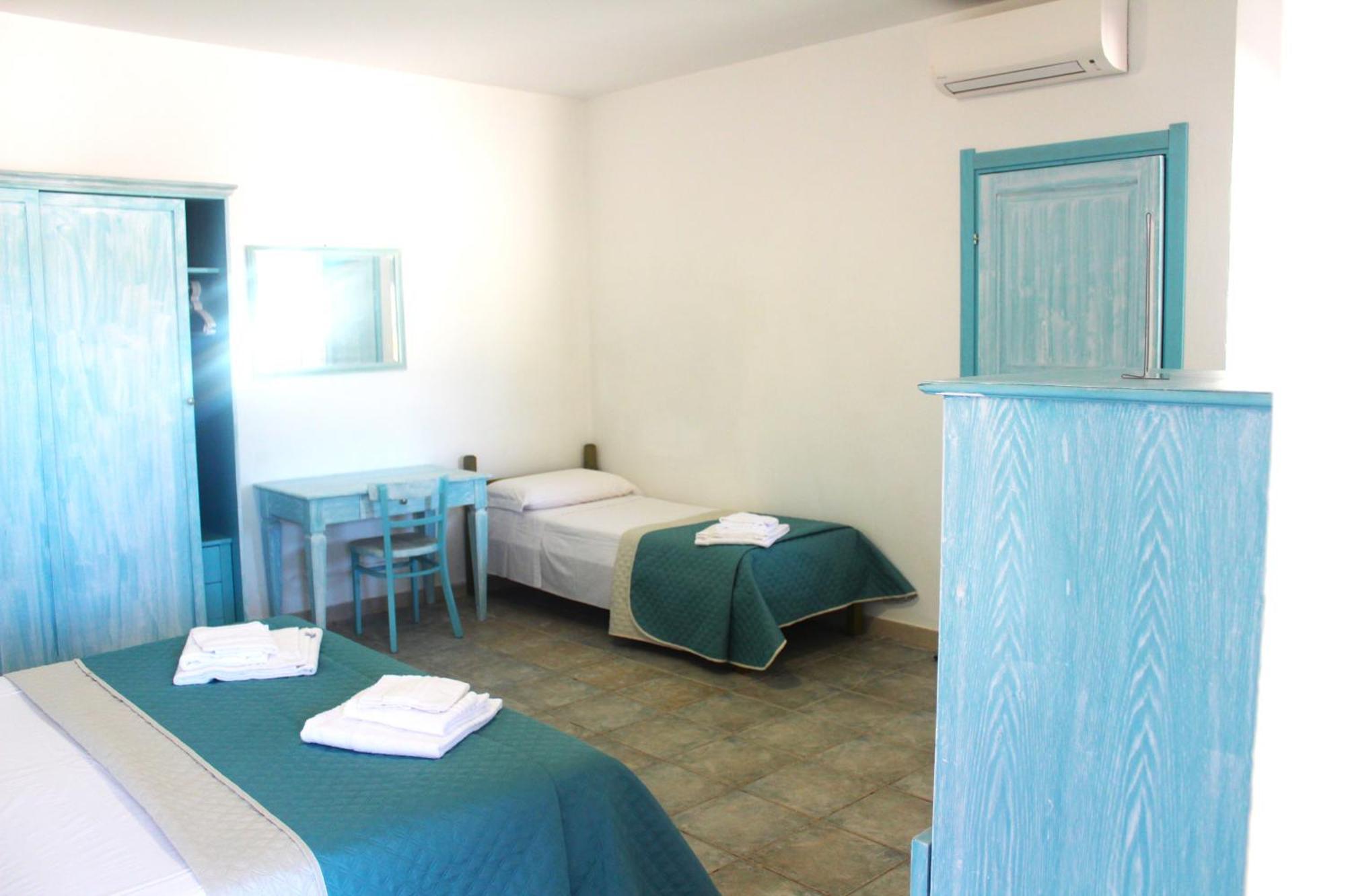 Vel Mari - Rooms On The Beach Альгеро Экстерьер фото