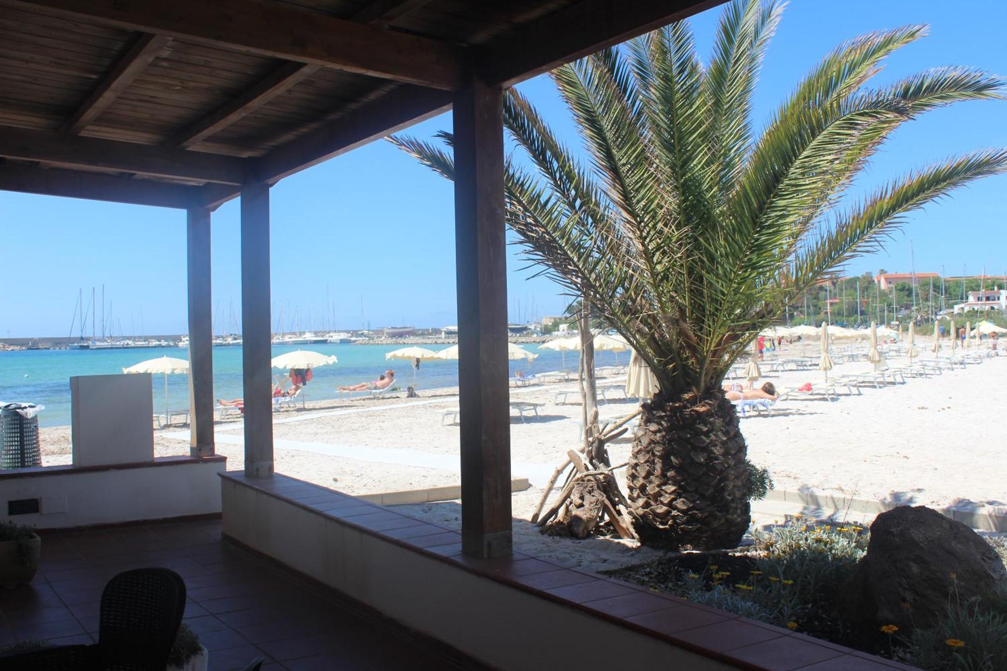 Vel Mari - Rooms On The Beach Альгеро Экстерьер фото